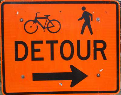 Detour-sign-Mickelson-Trail-SD-5-28-to-6-1-2016