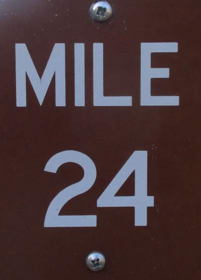 MP-24-sign-Palatka-Lake-Butler-Trail-FL-12-3-19