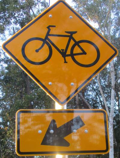 Bicycle-sign-Palatka-Lake-Butler-Trail-FL-12-3-19
